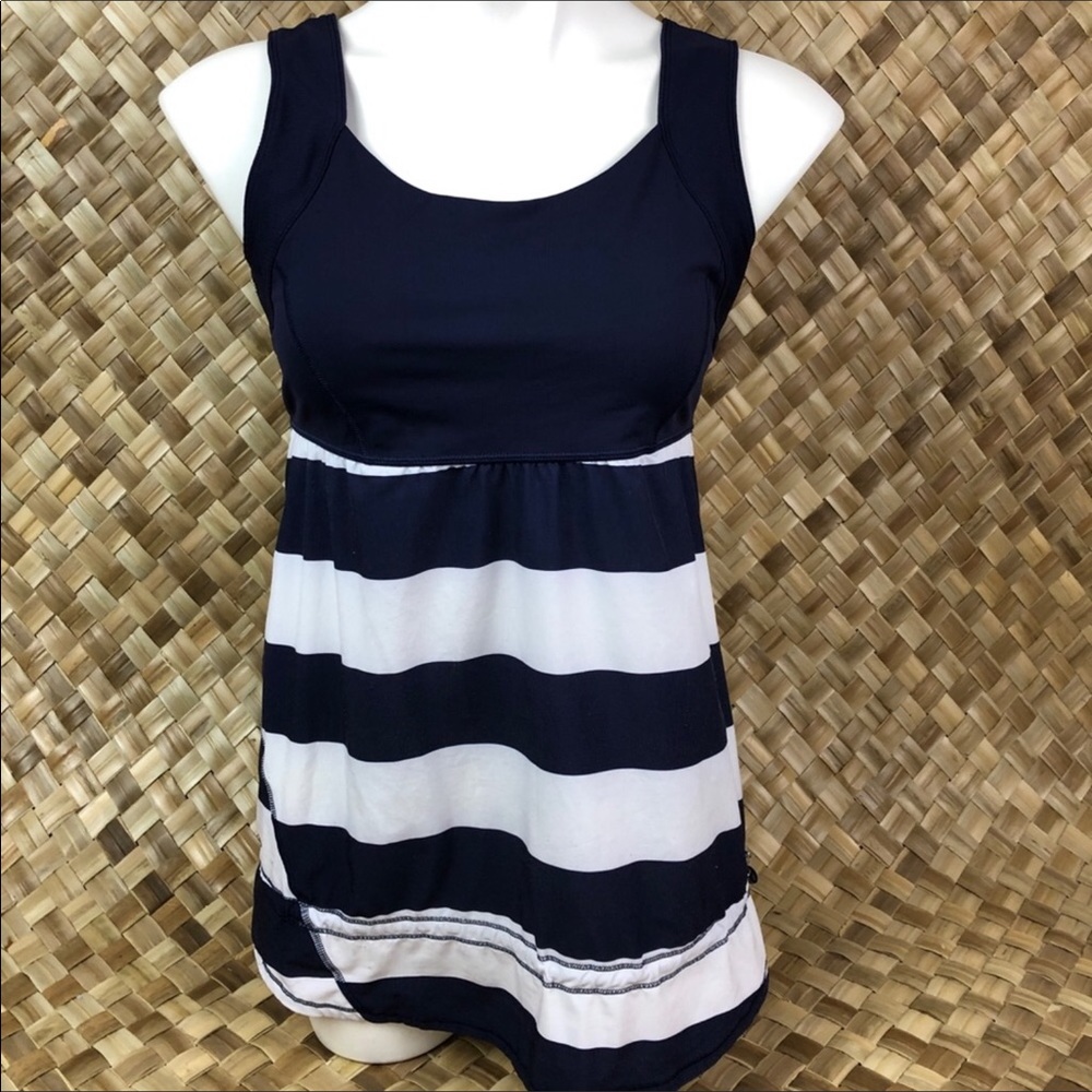 Lululemon Elevate tank, size 10.
